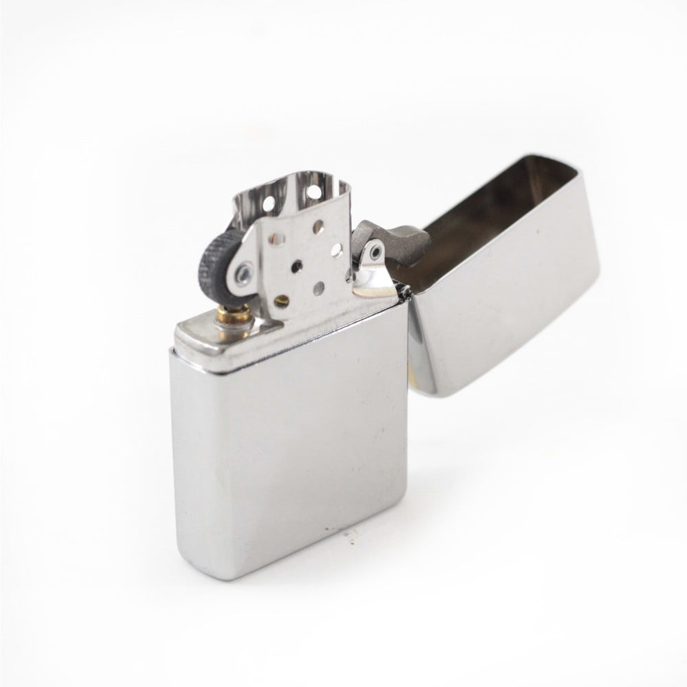 Briquet Zippo Fléchettes