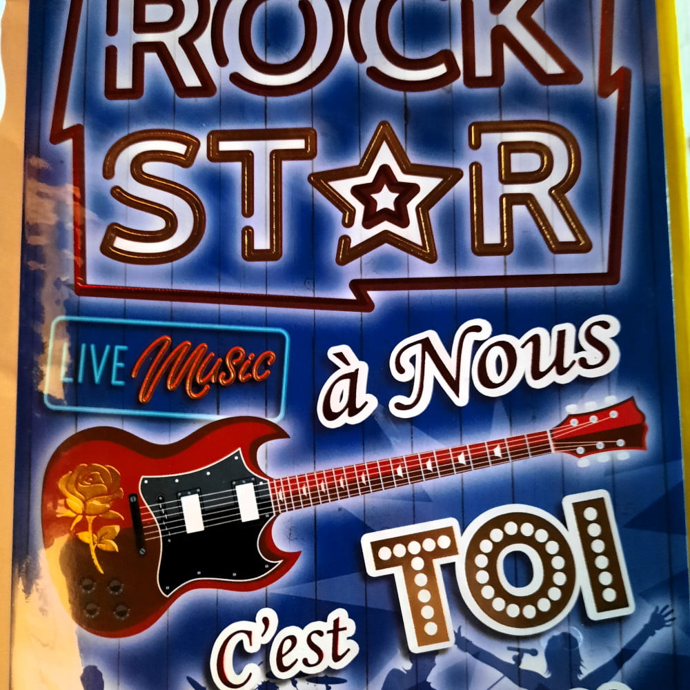 Carte géante anniversaire Rock star