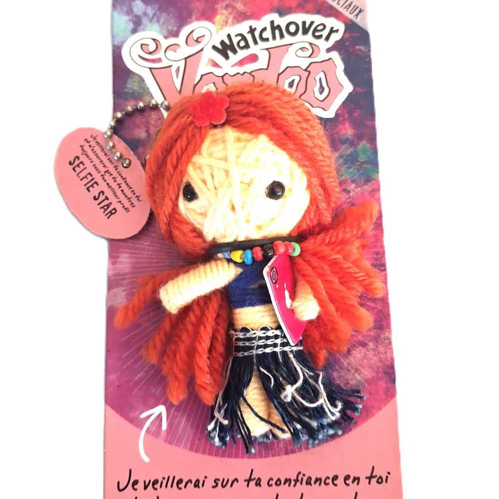 Poupée Voodoo Selfie Star – Butineuse des réseaux sociaux