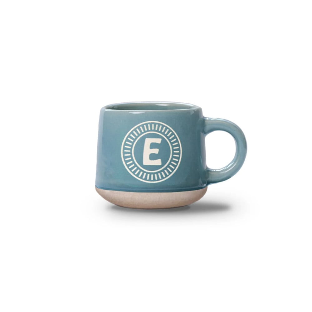Tasse expresso Lettre E avec soucoupe assortie